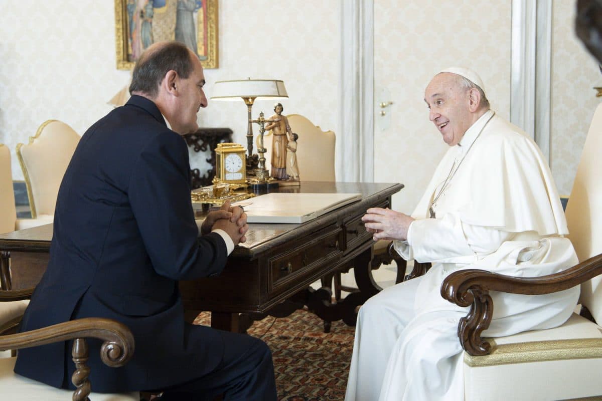 Pédocriminalité dans l’Église catholique : le ministre Jean Castex va à la rencontre du pape à Rome !