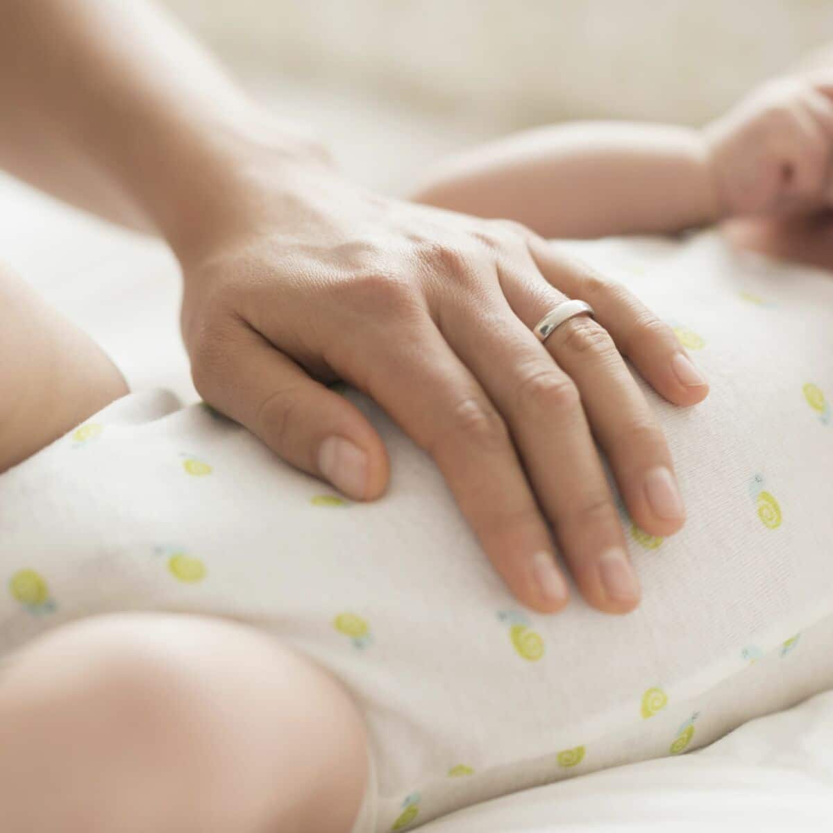 Maternité : mon enfant est constipé, comment le soulager ?