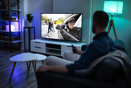Comment expliquer la télé réalité en 2022