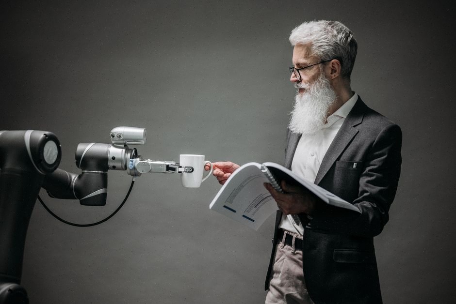 Ingénieur testant les garde-fous d’une intelligence artificielle sensible